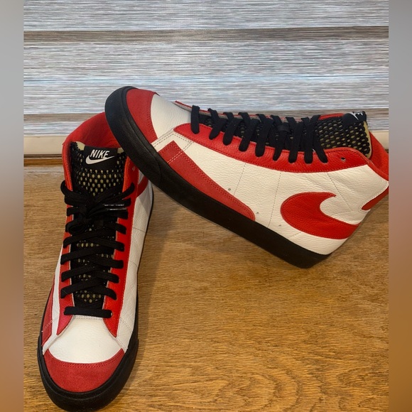 Nike Men's Red and White High-Top Sneakers blazer 12.5m